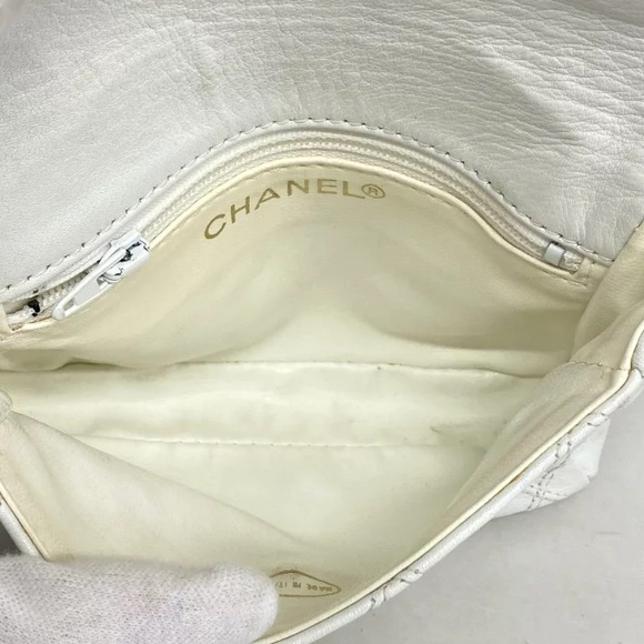 Authentic CHANEL vintage mini bum bag waist bag belt crossbody - Picture 4 of 13